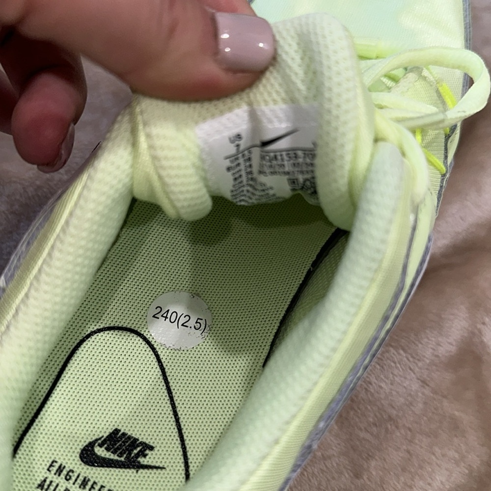 Nike Women's Lime Green Sneakers - Picture 3 of 3